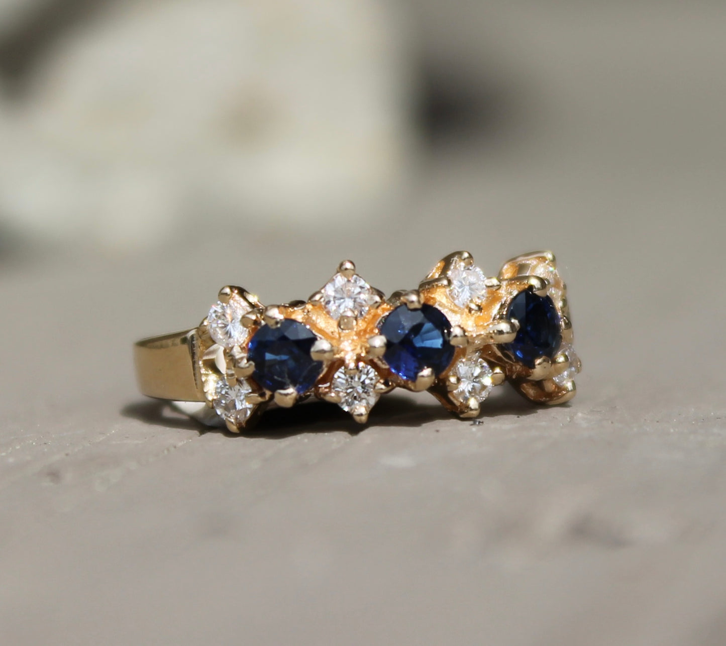 14kyg Sapphire & Diamond Band