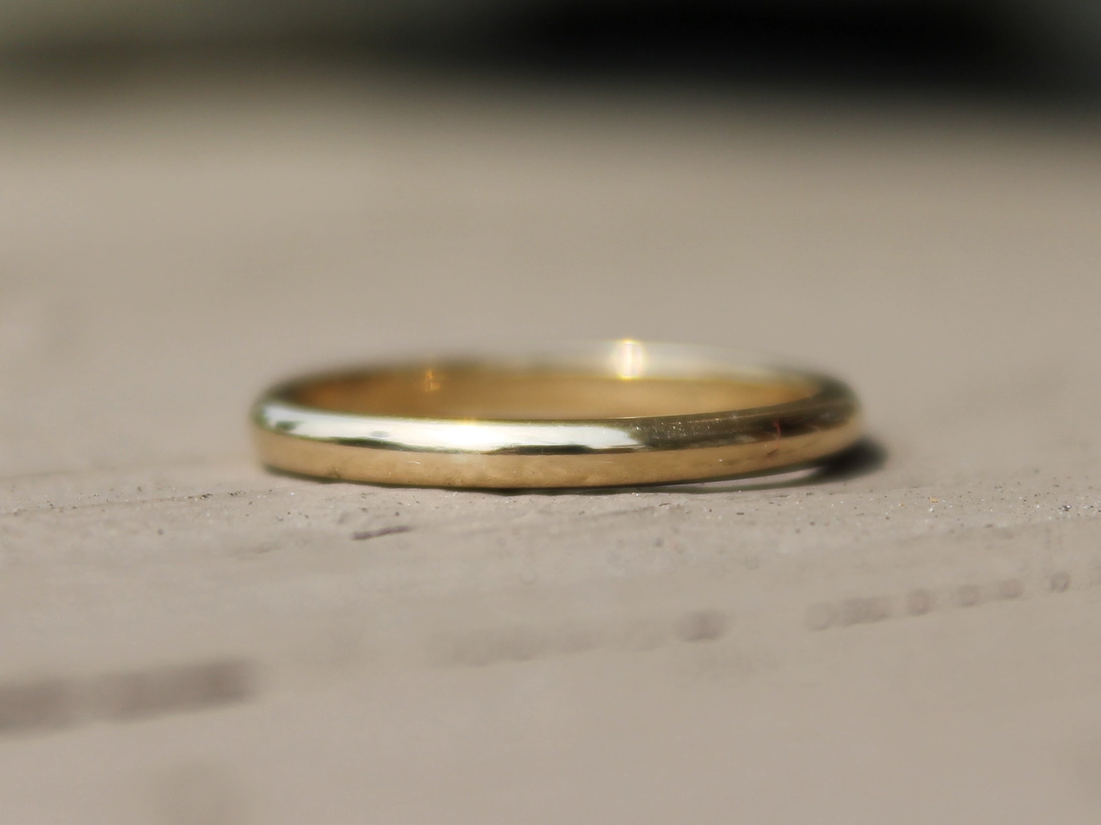 14kyg Thin Stacking Band