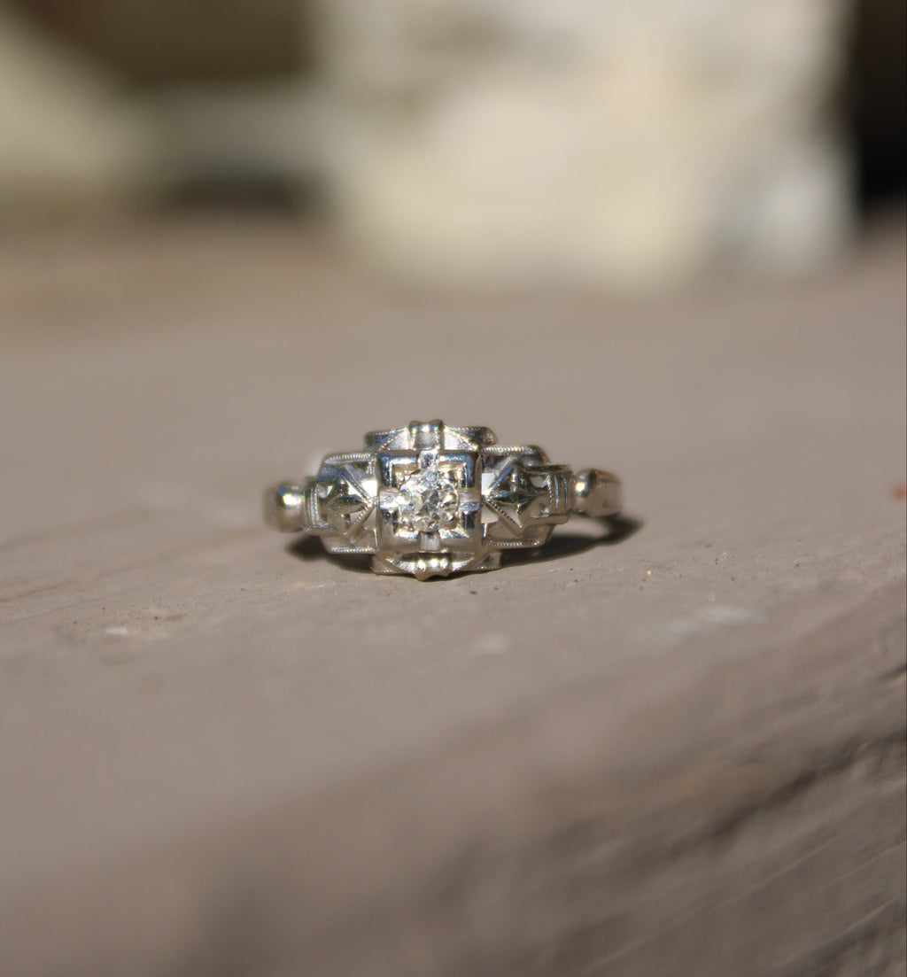14kw Art Deco 0.24ct Diamond Engagement Ring
