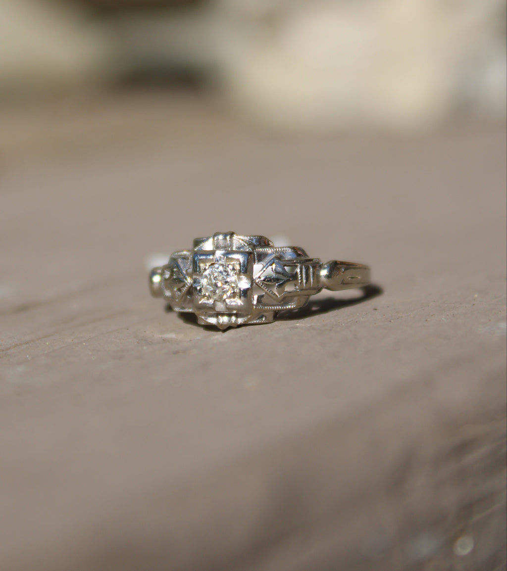 14kw Art Deco 0.24ct Diamond Engagement Ring