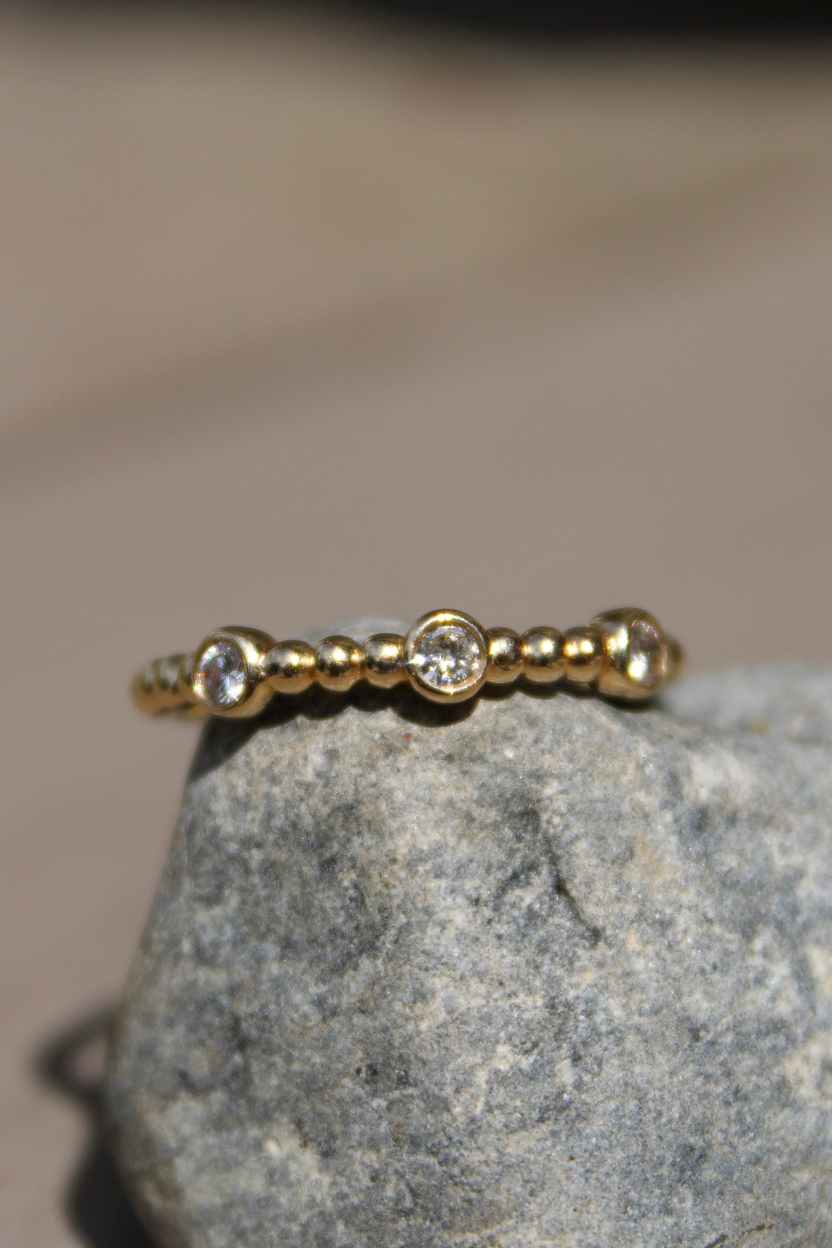 14ky Beaded Bezel Diamond Band