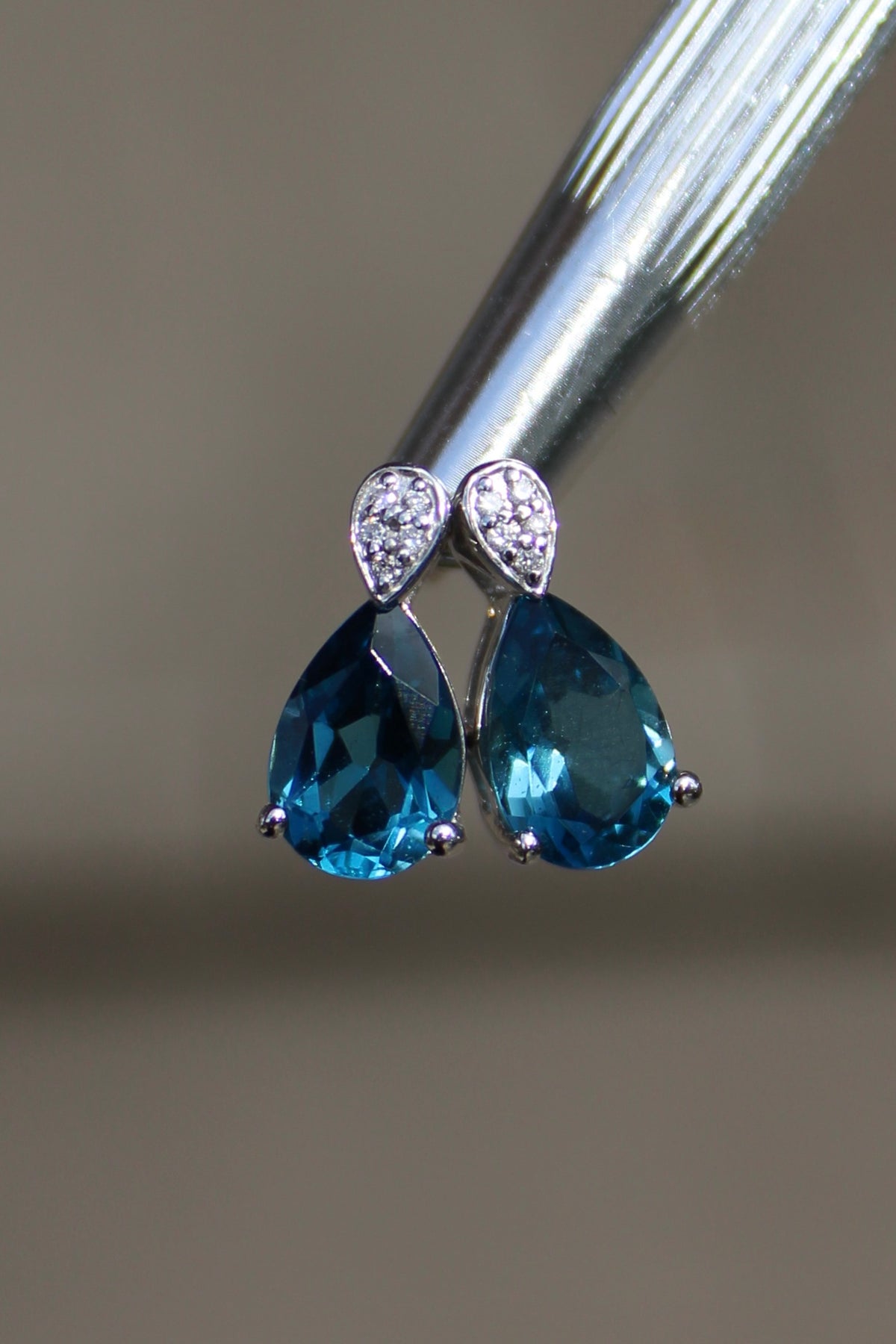 14kw Pear Shape London Blue Topaz & Diamond Studs