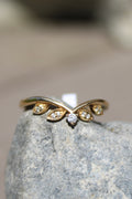 14ky Chevron Diamond Band