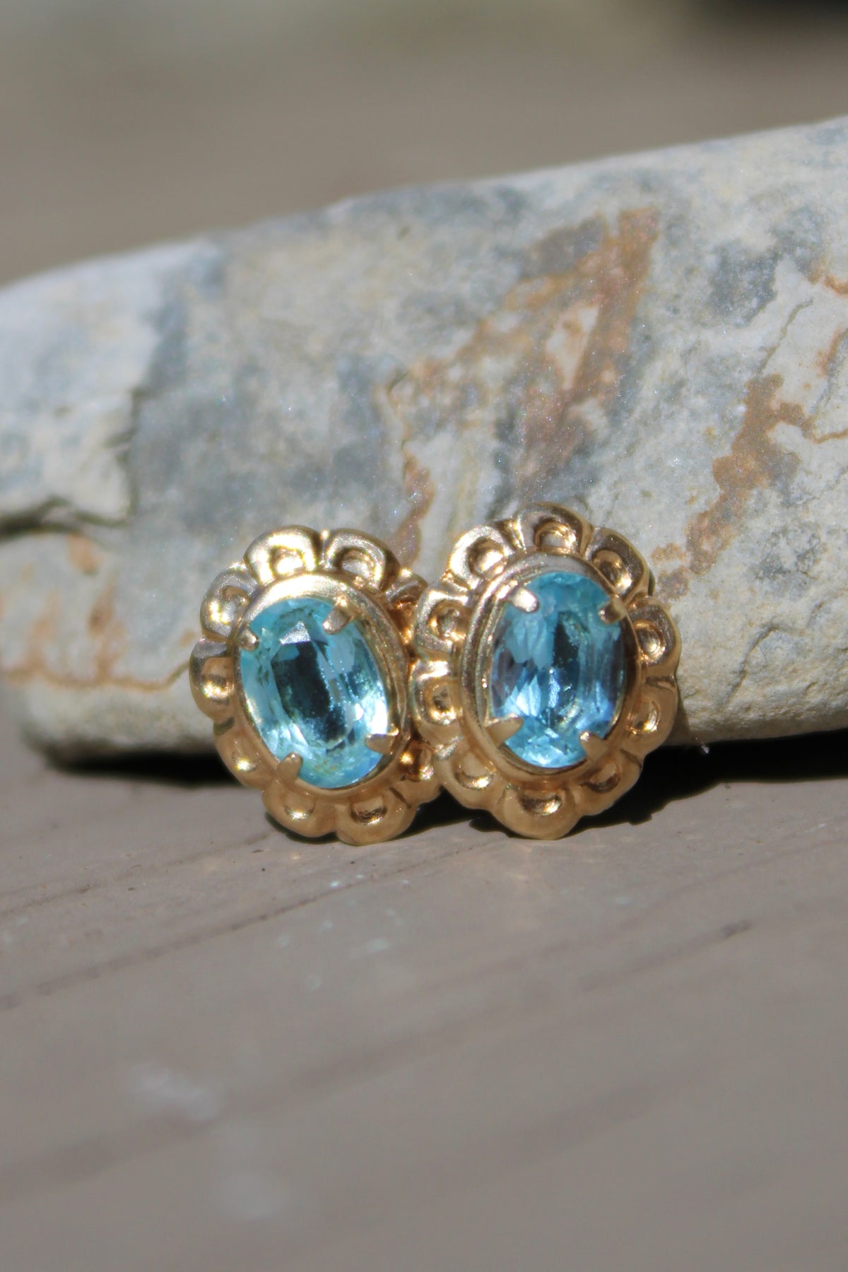 14kyg Blue Topaz Studs