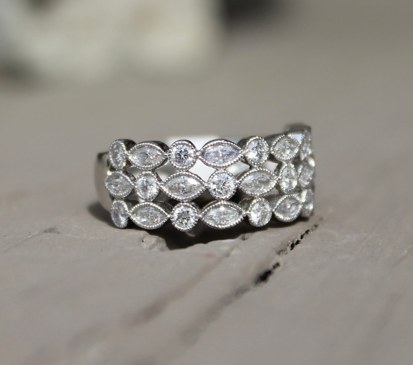 14kwg Diamond Marquise & Round Band