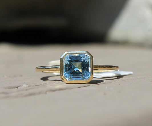 14kyg Asscher Cut Blue Topaz Ring