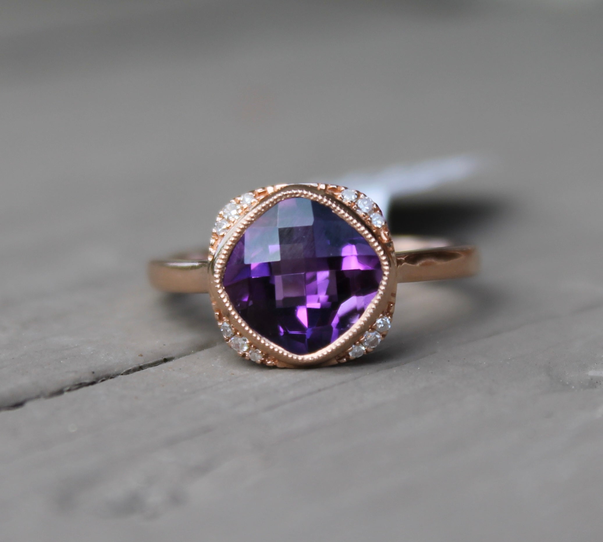 14krg Amethyst & Diamond Ring