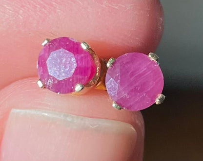 Ruby Studs .6ctw 14ky