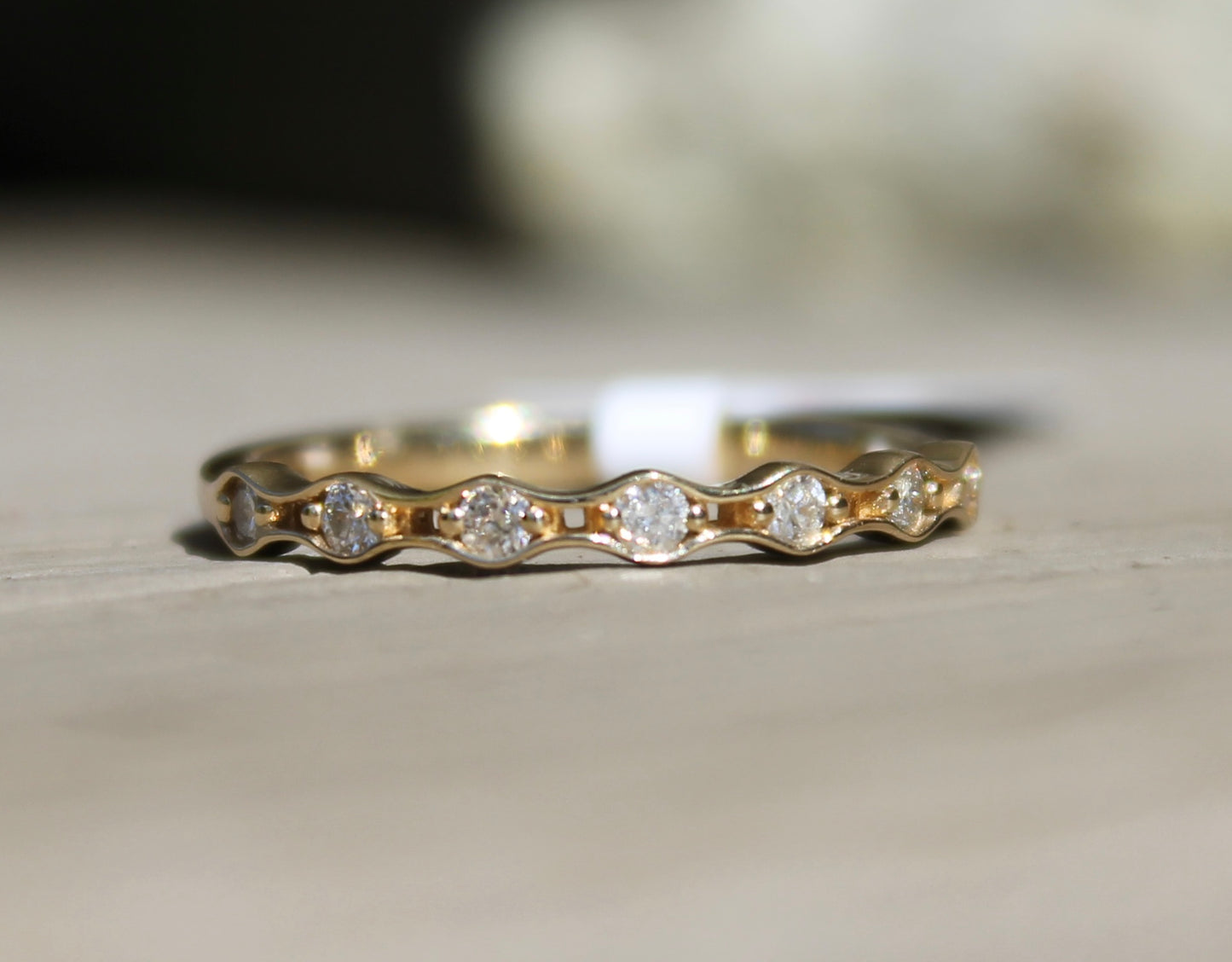 14ky Semi Bezel Diamond Band