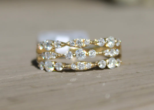 14kyg Diamond Three Row Band