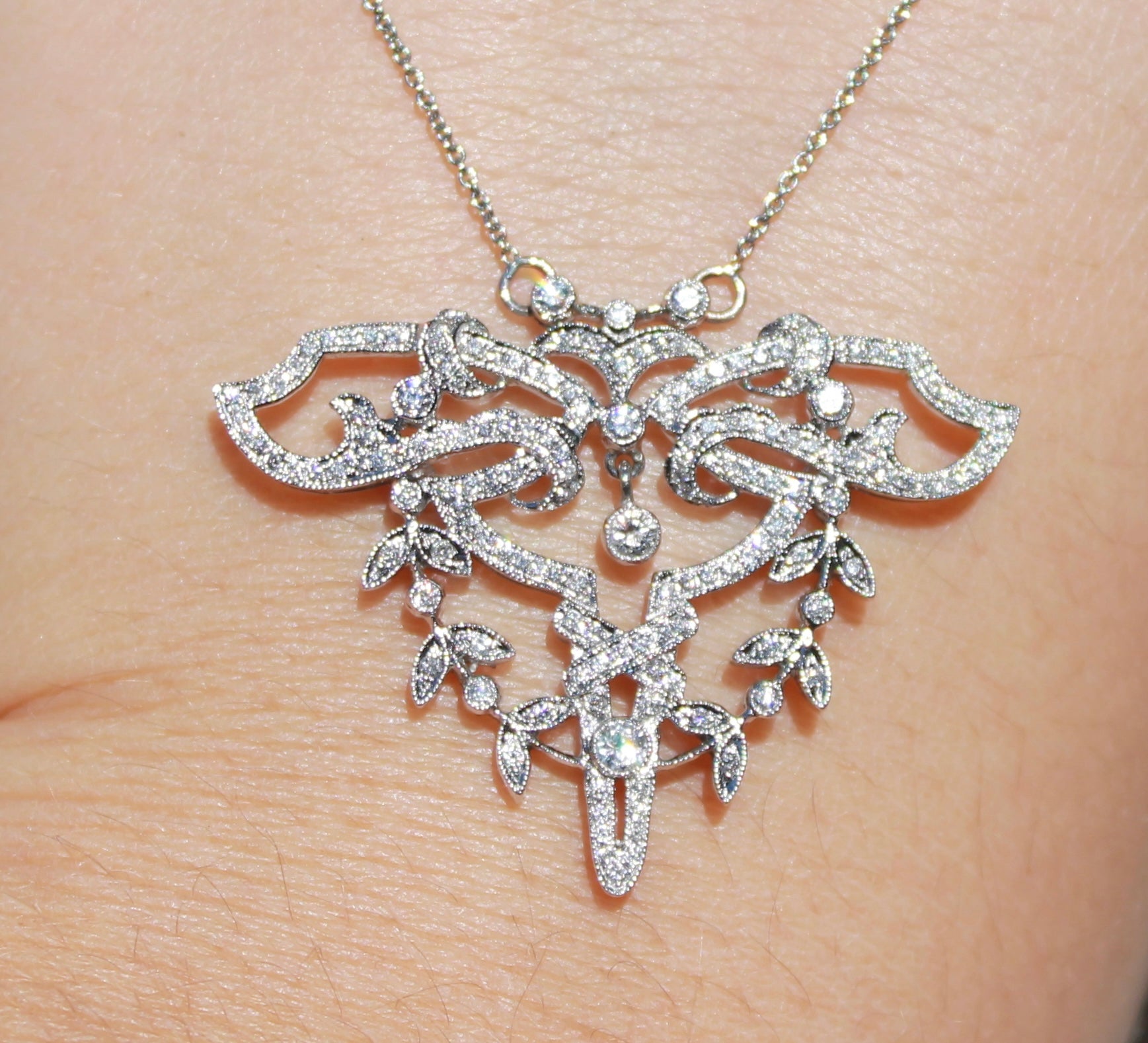 18kwg Dragonfly Necklace