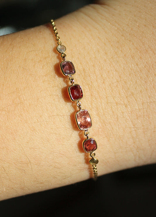18kyg Natural Burma Spinel & Diamond Bracelet