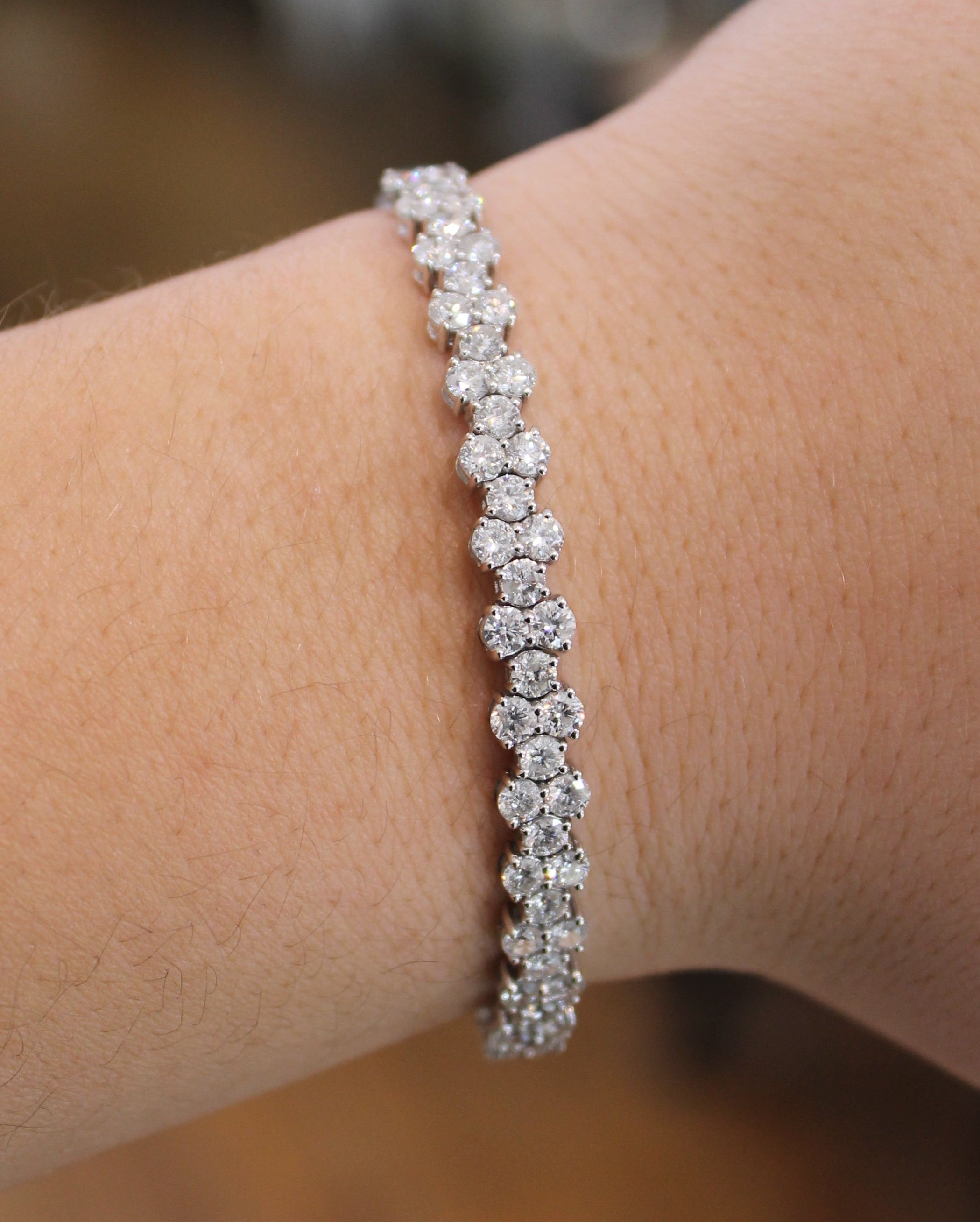 14kwg 4ctw Diamond Bangle