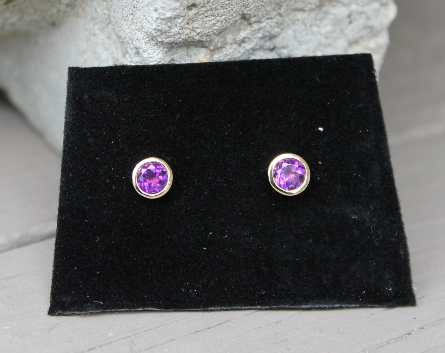 14ky Amethyst Bezel Earrings