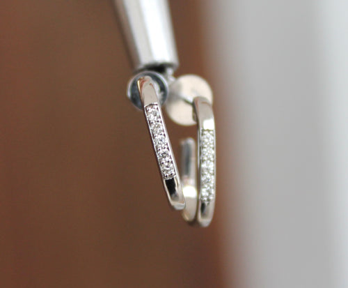 14kw 0.10ctw Diamond J Hoop