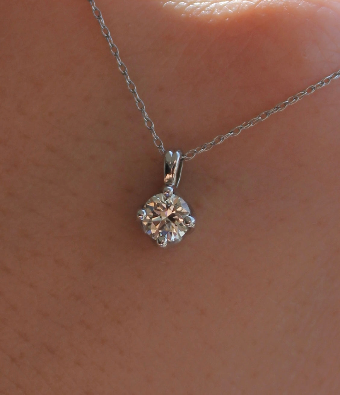 14kw 0.42ct Diamond Solitaire Necklace