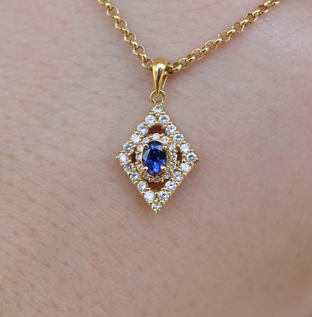 18ky Blue Sapphire & Diamond Necklace
