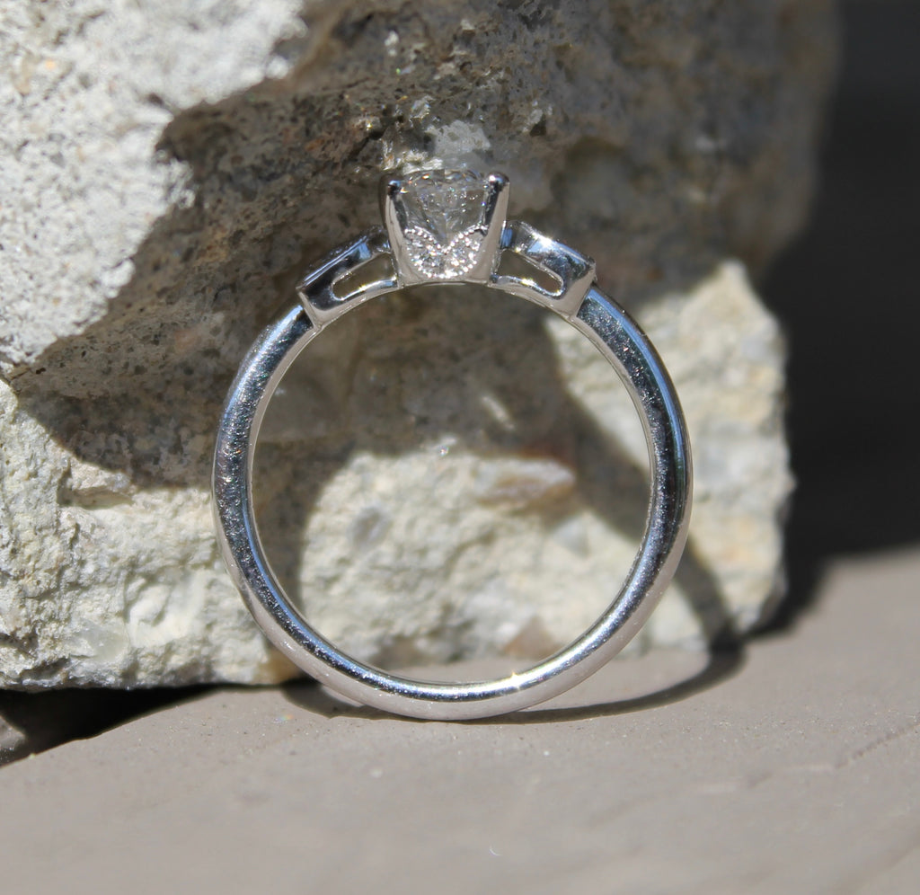 14kw Kirk Kara Oval Ring