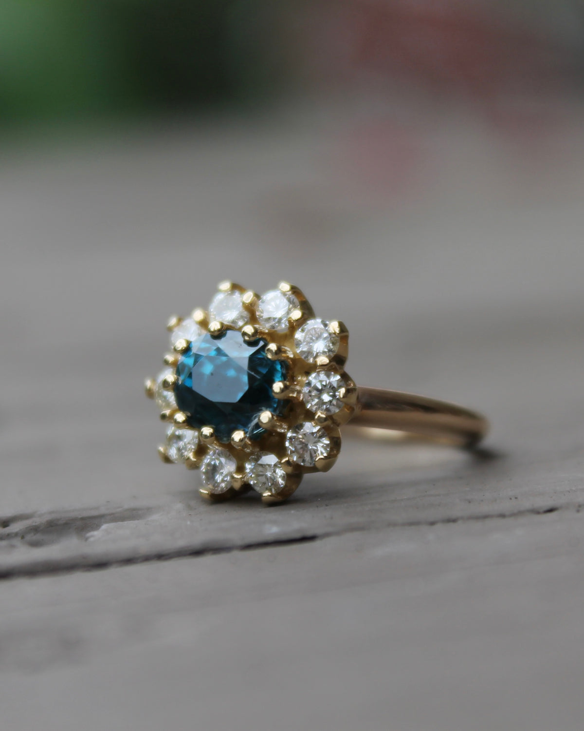 14ky 2.72 ct Zircon & Diamond Ring