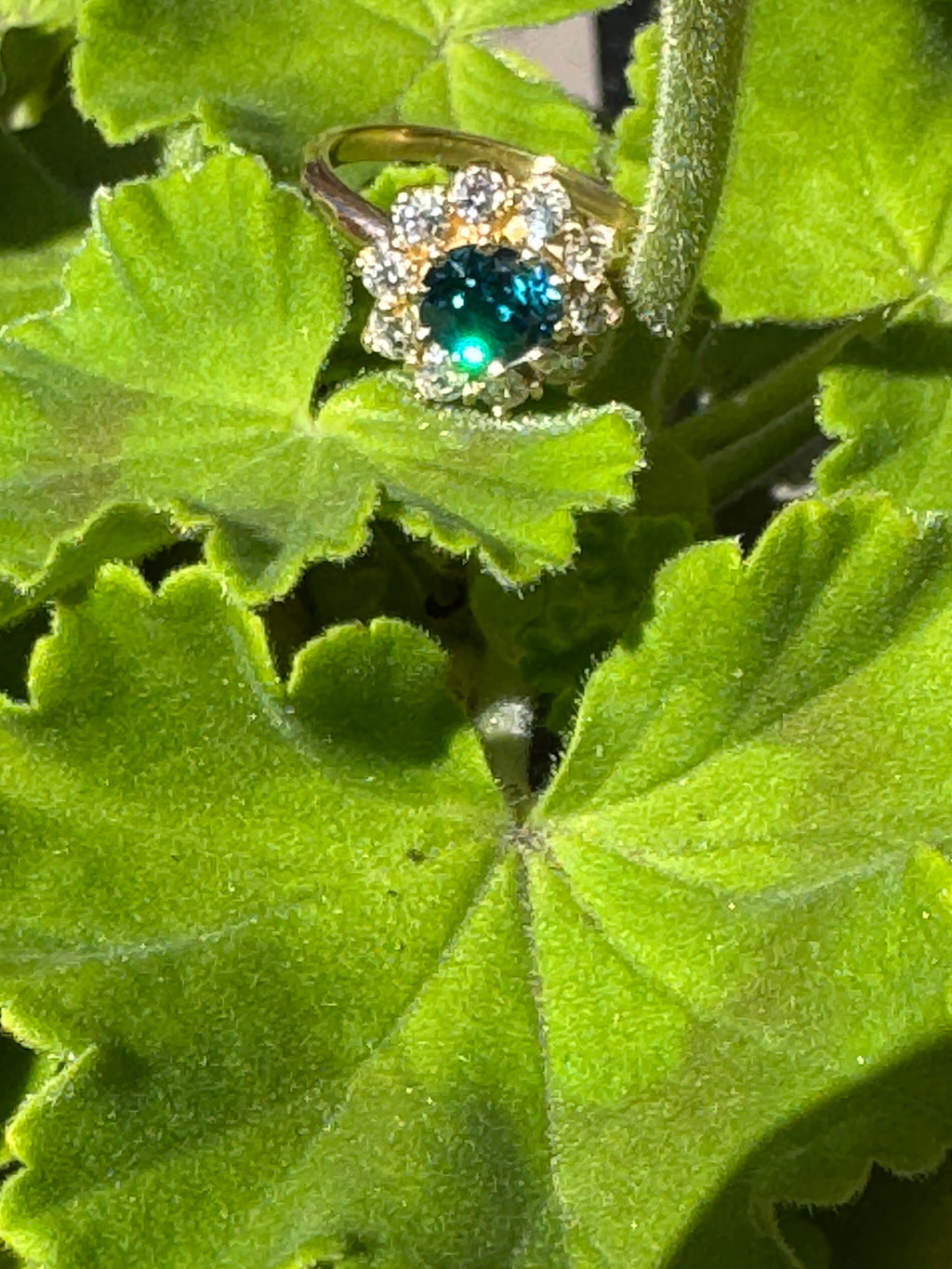 Oval Zircon 2.72ctw & Diamond .64ctw Ring 14kyg