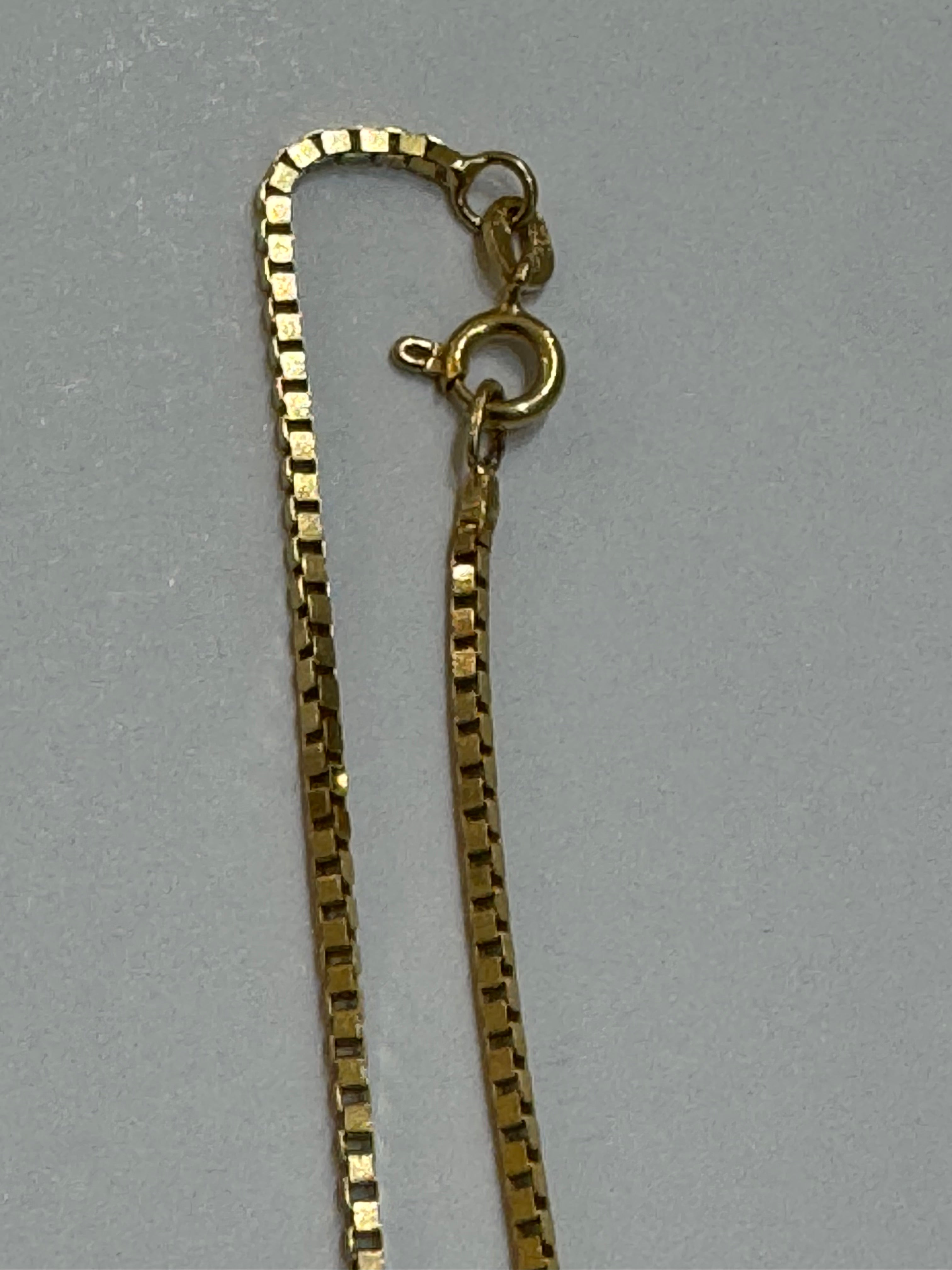 Box Chain 1.3mm 18kyg 20"